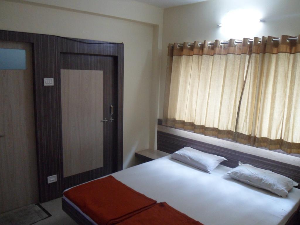 Hotel Vaishali Nászik Szoba fotó
